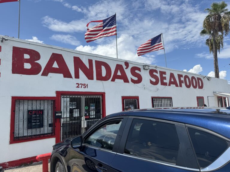 Banda Seafood: Big Flavor in a Cozy Corpus Christi Spot